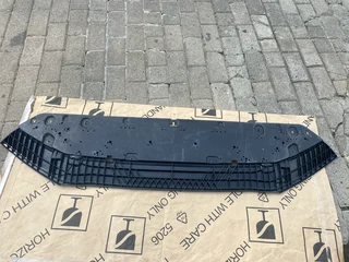 2018 AUDI A4 S4 B9 SPLASH TRAY FOR SALE. IN EXCELLENT CONDITION