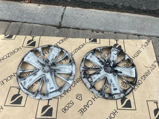2017 RENAULT CLIO WHEEL CAPS FOR SALE
