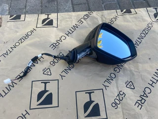 2024 HAVAL JOLION ELECTRONIC AUTO-FOLD DOOR MIRROR RIGHT SIDE FOR SALE. IN EXCELLENT CONDITION