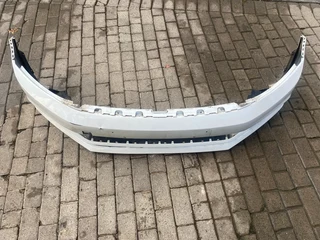 2017 VW JETTA 6 FRONT BUMPER FOR SALE. IN EXCELLENT CONDITION