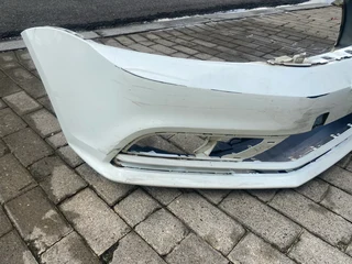 2017 VW JETTA 6 FRONT BUMPER FOR SALE. IN EXCELLENT CONDITION