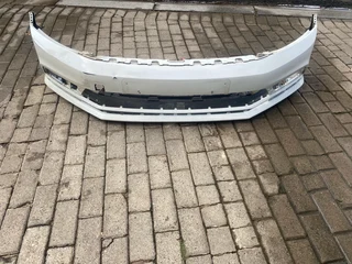 2017 VW JETTA 6 FRONT BUMPER FOR SALE. IN EXCELLENT CONDITION