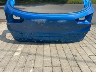 2018 HYUNDAI TUCSON TAILGATE SHELL FOR SALE. IN EXCELLENT CONDITION