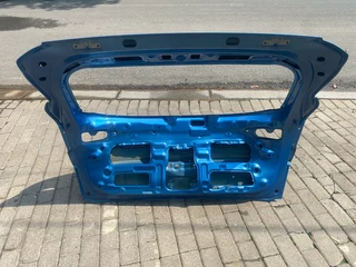 2018 HYUNDAI TUCSON TAILGATE SHELL FOR SALE. IN EXCELLENT CONDITION