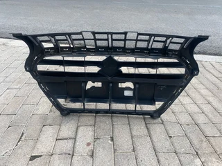 2024 SUZUKI DZIRE FRONT BUMPER RADIATOR GRILLE FOR SALE. IN PRISTINE CONDITION