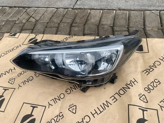 2019 Subaru Impreza Halogen Headlight Left Side For Sale. In Excellent Condition