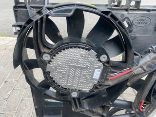 2020 RANGE ROVER SPORT L494 3.0 DIESEL RADIATOR FAN FOR SALE. IN PRISTINE CONDITION