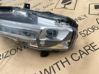2020 FORD MUSTANG LED SPOTLIGHT LEFT SIDE FOR SALE. IN PRISTINE CONDITION