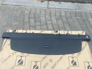 2017 VW TOUAREG PARCEL SHELF FOR SALE. IN PRISTINE CONDITION