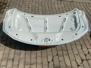 2024 SUZUKI BALENO/TOYOTA STARLET BONNET HOOD FOR SALE. IN EXCELLENT CONDITION