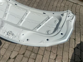 2024 SUZUKI BALENO/TOYOTA STARLET BONNET HOOD FOR SALE. IN EXCELLENT CONDITION