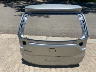 2020 HONDA BR-V TAILGATE SHELL FOR SALE. IN EXCELLENT CONDITION