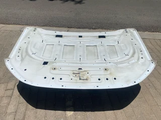 2018 FORD RANGER BONNET HOOD FOR SALE. IN EXCELLENT CONDITION
