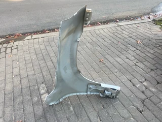 2013 SUZUKI VITARA COMPLETE LEFT FRONT FENDER FOR SALE. IN PRISTINE CONDITION