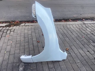 2013 SUZUKI VITARA COMPLETE LEFT FRONT FENDER FOR SALE. IN PRISTINE CONDITION