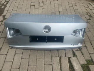 2017 Vw Jetta Bootlid For Sale. In Excellent Condition