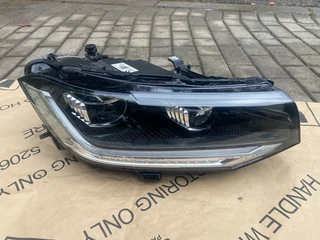 2022 VW T-CROSS R-LINE XENON HEADLIGHT RIGHT SIDE FOR SALE. IN PRISTINE CONDITION