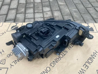 2022 VW T-CROSS R-LINE XENON HEADLIGHT RIGHT SIDE FOR SALE. IN PRISTINE CONDITION