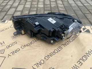 2022 VW T-CROSS R-LINE XENON HEADLIGHT RIGHT SIDE FOR SALE. IN PRISTINE CONDITION