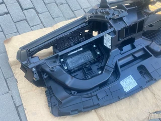 2019 VW POLO 8 DASHBOARD FOR SALE. IN PRISTINE CONDITION