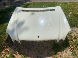 2008 Mercedes Benz Clk W209 Aluminium Bonnet For Sale. In Pristine Condition