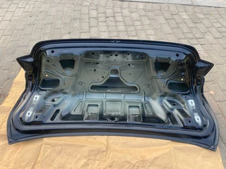 2020 VOLVO S90 BOOTLID SHELL FOR SALE. IN PRISTINE CONDITION