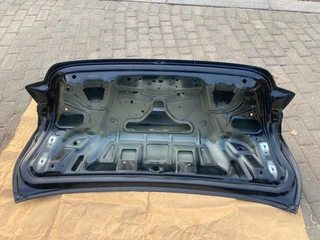 2020 VOLVO S90 BOOTLID SHELL FOR SALE. IN PRISTINE CONDITION