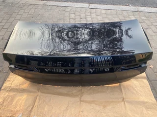 2020 VOLVO S90 BOOTLID SHELL FOR SALE. IN PRISTINE CONDITION