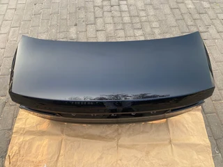 2020 VOLVO S90 BOOTLID SHELL FOR SALE. IN PRISTINE CONDITION