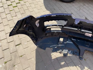 2017 RANGE ROVER VOGUE L405 FRONT BUMPER FOR SALE. IN PRISTINE CONDITION