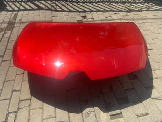2015 Renault Clio 4 Bonnet Hood For Sale. In Pristine Condition