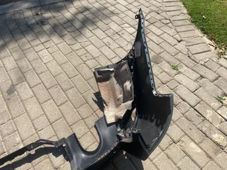 2016 RANGE ROVER SPORT REAR BUMPER FOR SALE. IN PRISTINE CONDITION