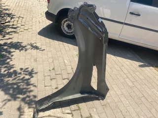 2023 NISSAN PATROL V8 RIGHT FRONT FENDER FOR SALE. IN PRISTINE CONDITION