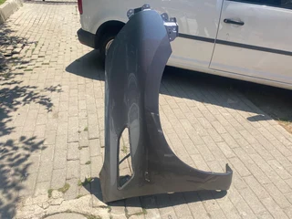 2023 NISSAN PATROL V8 RIGHT FRONT FENDER FOR SALE. IN PRISTINE CONDITION