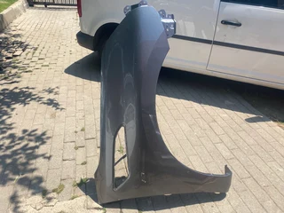 2023 NISSAN PATROL V8 RIGHT FRONT FENDER FOR SALE. IN PRISTINE CONDITION