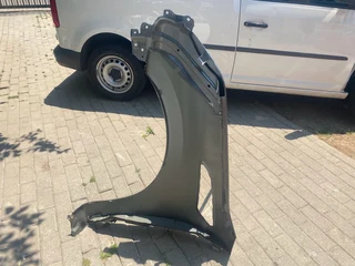 2023 NISSAN PATROL V8 RIGHT FRONT FENDER FOR SALE. IN PRISTINE CONDITION