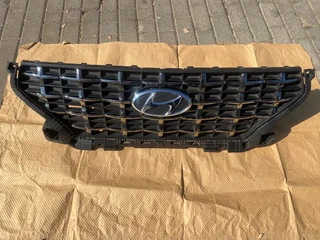 2024 Hyundai Venue Radiator Grille For Sale. In Pristine Condition