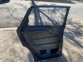 2020 KIA SORENTO LEFT REAR DOOR SHELL FOR SALE. IN PRISTINE CONDITION