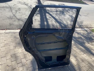 2020 KIA SORENTO LEFT REAR DOOR SHELL FOR SALE. IN PRISTINE CONDITION