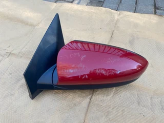 2024 HYUNDAI I20 GRAND ELECTRONIC AUTO-FOLD DOOR MIRROR LEFT SIDE FOR SALE. IN PRISTINE CONDITION