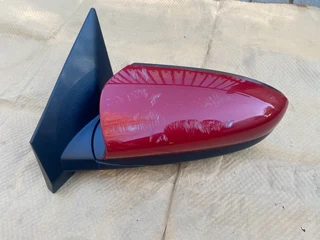 2024 HYUNDAI I20 GRAND ELECTRONIC AUTO-FOLD DOOR MIRROR LEFT SIDE FOR SALE. IN PRISTINE CONDITION