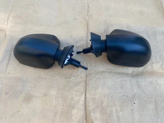 2023 NISSAN NP200 MANUAL DOOR MIRRORS FOR SALE. OEM IN PRISTINE CONDITION