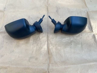 2023 NISSAN NP200 MANUAL DOOR MIRRORS FOR SALE. OEM IN PRISTINE CONDITION