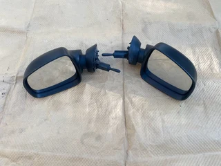 2023 NISSAN NP200 MANUAL DOOR MIRRORS FOR SALE. OEM IN PRISTINE CONDITION