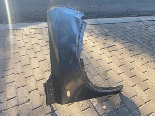 2021 Suzuki Vitara Right Front Fender For Sale. In Excellent Condition