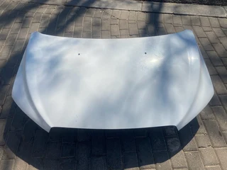 2017 Chevrolet Sonic Sedan Bonnet Hood For Sale. In Pristine Condition