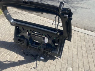 2017 RANGE ROVER EVOQUE TAILGATE SHELL FOR SALE. IN PRISTINE CONDITION