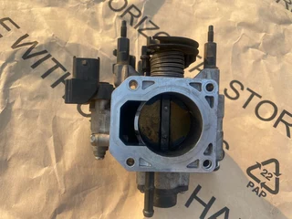 2010 HYINDAI I20 THROTTLE BODY FOR SALE. IN EXCELLENT CONDITION