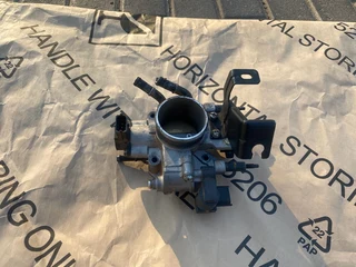2010 HYINDAI I20 THROTTLE BODY FOR SALE. IN EXCELLENT CONDITION