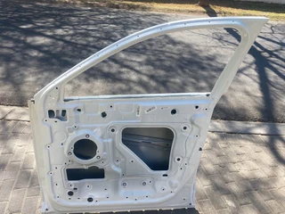 2023 HAVAL H6 RIGHT FRONT DOOR SHELL FOR SALE. IN EXCELLENT CONDITION